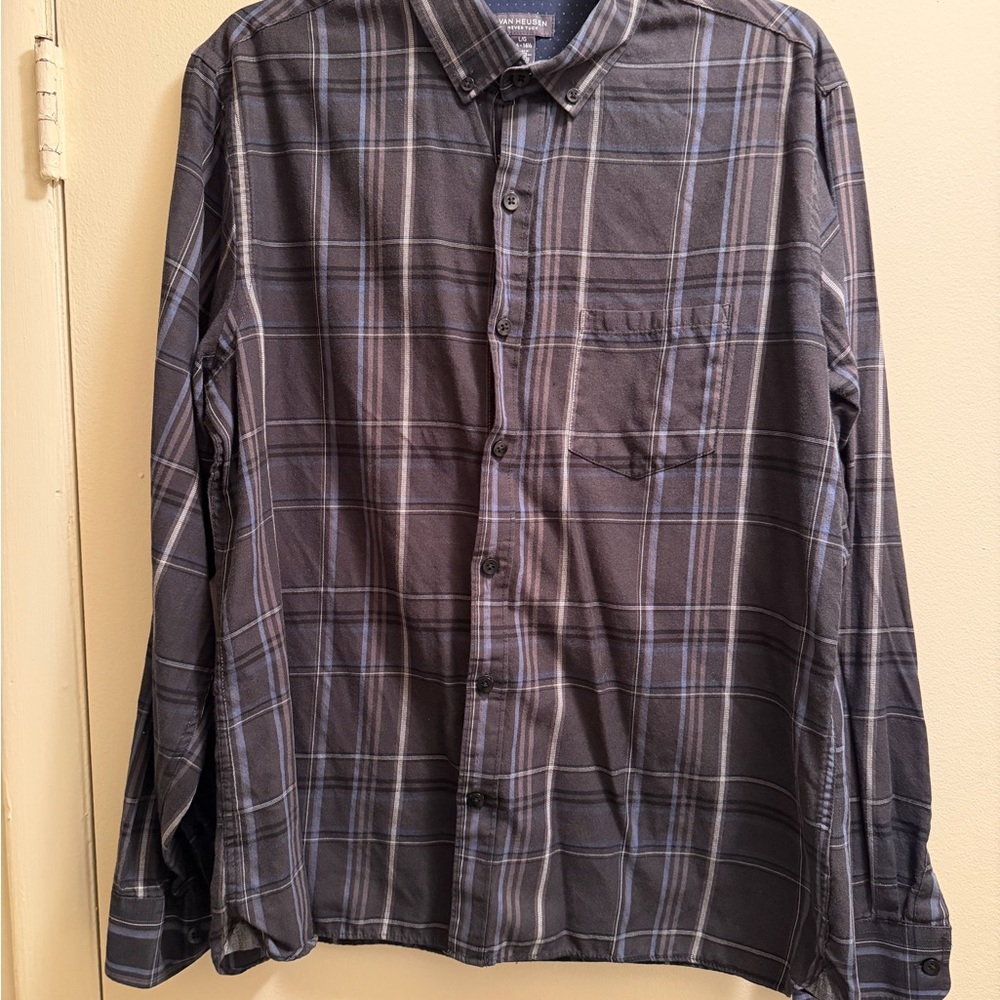 Van Heusen Never Tuck Navy and Gray Plaid Casual Shirt | Large 16-16 1/2
